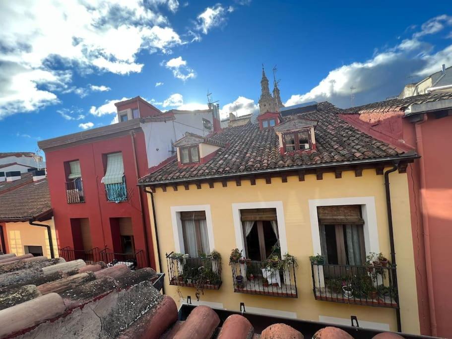 דירות לוגרוניו Old Town Loft - Cathedral Views. מראה חיצוני תמונה